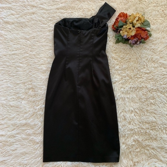 David Meister Satin One Shoulder Knee Length - Picture 4 of 7
